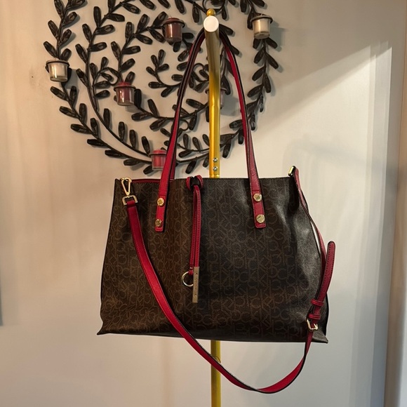 Calvin Klein Brown and Red Shoulder Bag with Gold Accents - Picture 5 of 16
